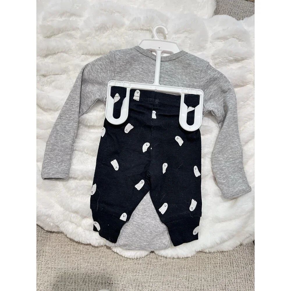 Disney Minnie Mouse Halloween Baby Blanket & Carter’s Newborn Halloween Outfit